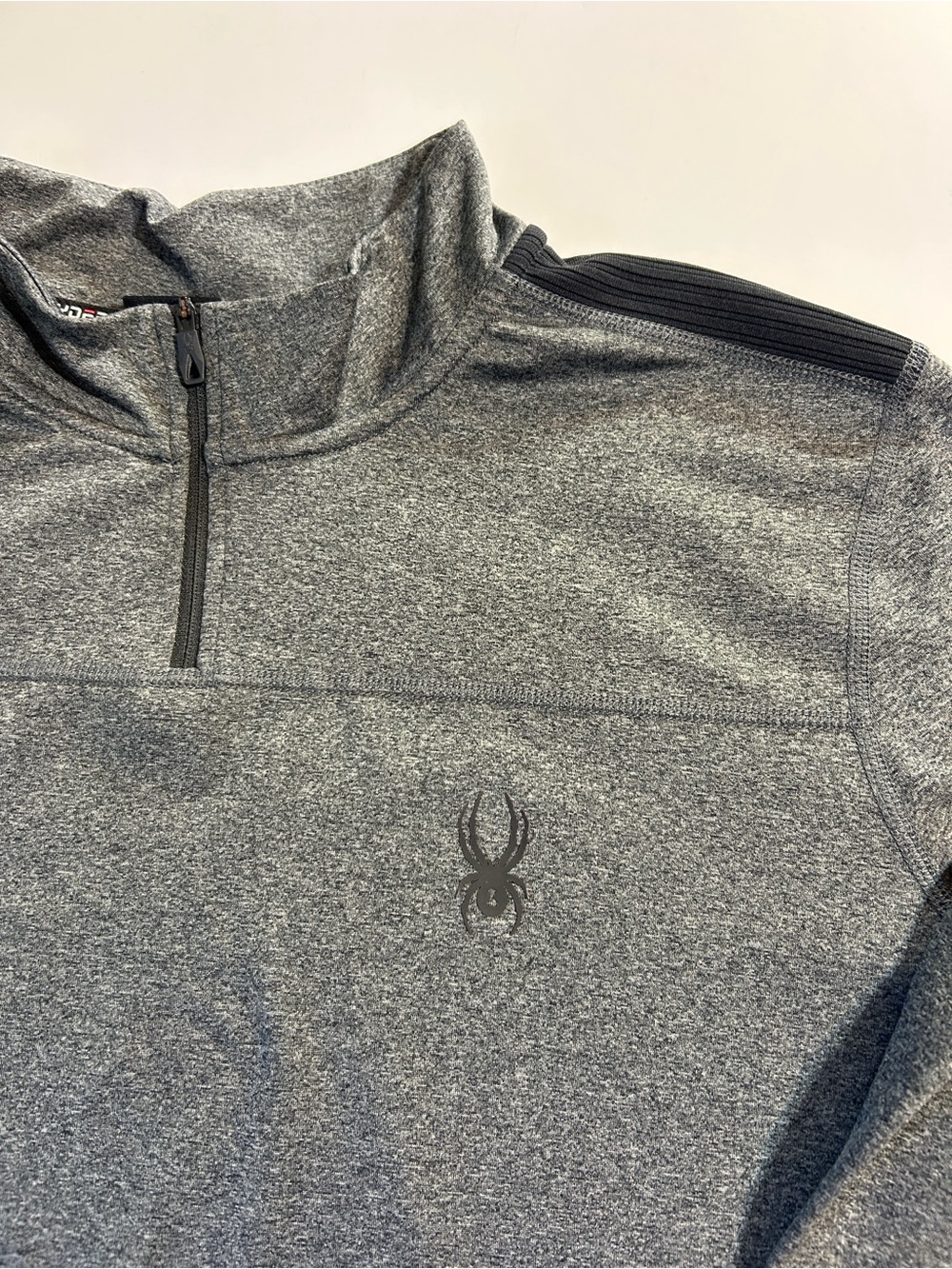 Spyder Active Men's
Performance Long Sleeve ¼
Zip Pullover Sweater Size XLarge